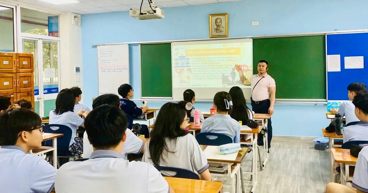 Lộ đề thi, nhiều học sinh học chương trình Cambridge tại Việt Nam phải thi lại
