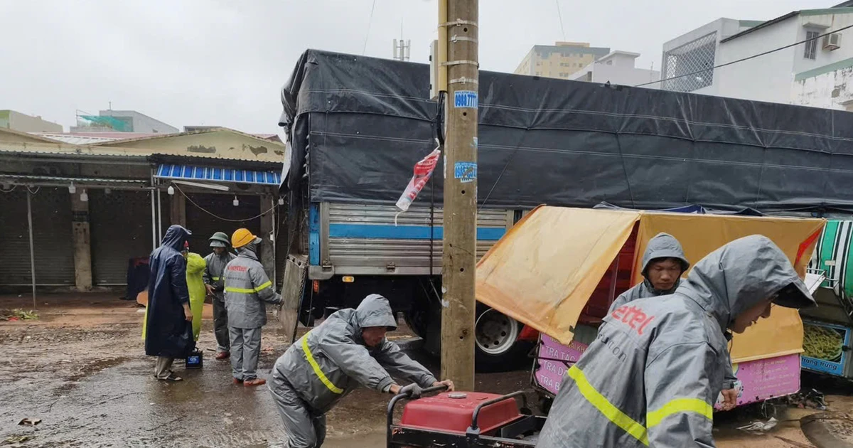 Triển khai xe phát sóng cơ động, đưa drone vào vùng lũ