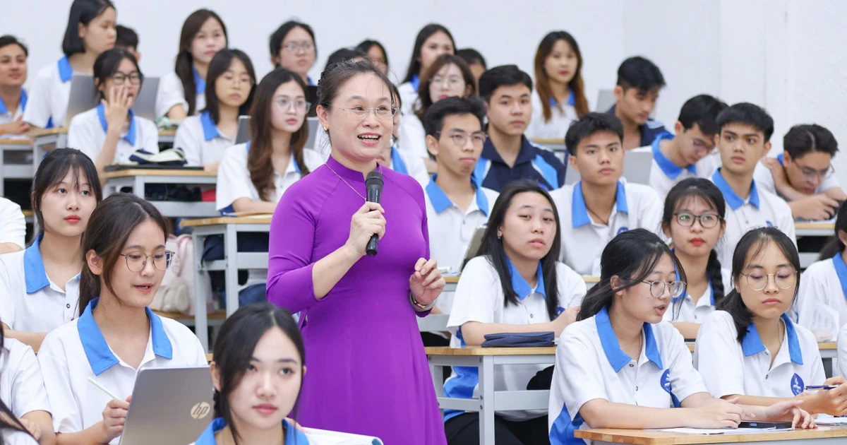Trường Đại học Sư phạm Hà Nội hướng tới sử dụng tiếng Anh như ngôn ngữ thứ hai