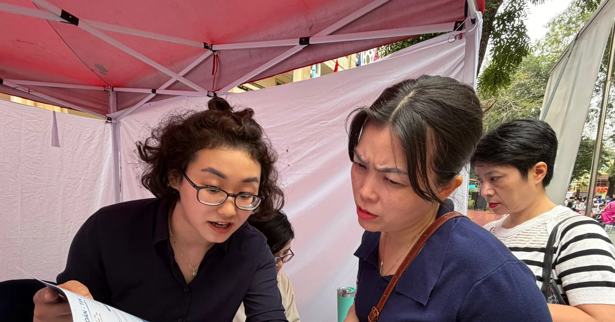 Bỏ khu vực tuyển sinh lớp 10 Hà Nội, phụ huynh lo điểm chuẩn một số trường tăng vọt