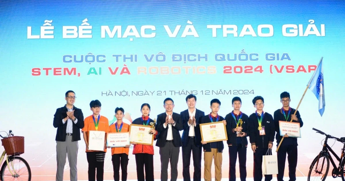 Học sinh 'trường làng' giành giải cao VSAR nhờ đam mê công nghệ