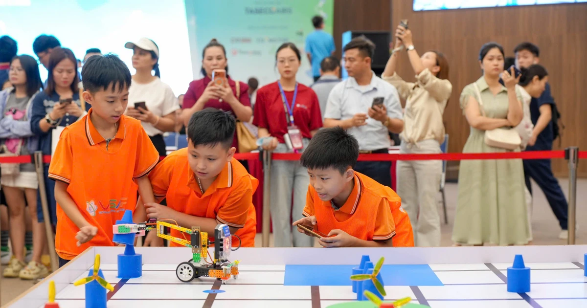 Giải Vô địch Quốc gia STEM, AI và Robotics: Những khoảnh khắc thi đấu 'nghẹt thở'
