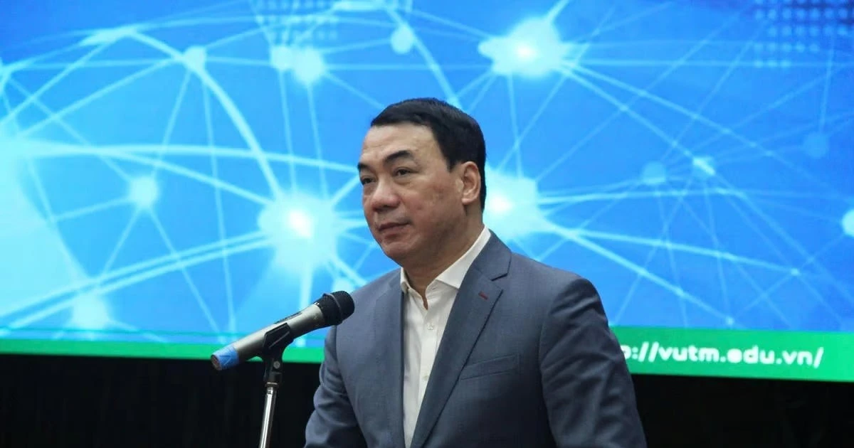 Ngành Y trước 'ngã rẽ số': AI hỗ trợ mạnh mẽ nhưng không thể thay thế con người