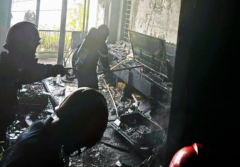 Thiết bị điện quá tải trong mùa nóng, làm gì để tránh chập cháy?