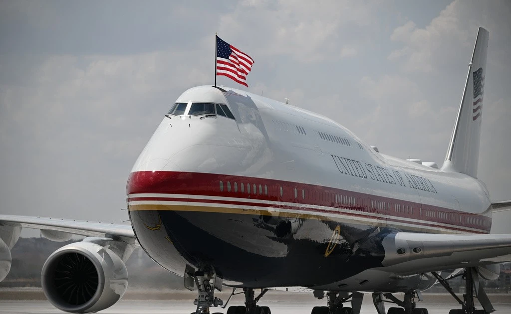 Đằng sau chuyện Tổng thống Mỹ Trump đột ngột thôi dùng chuyên cơ Qatar tặng