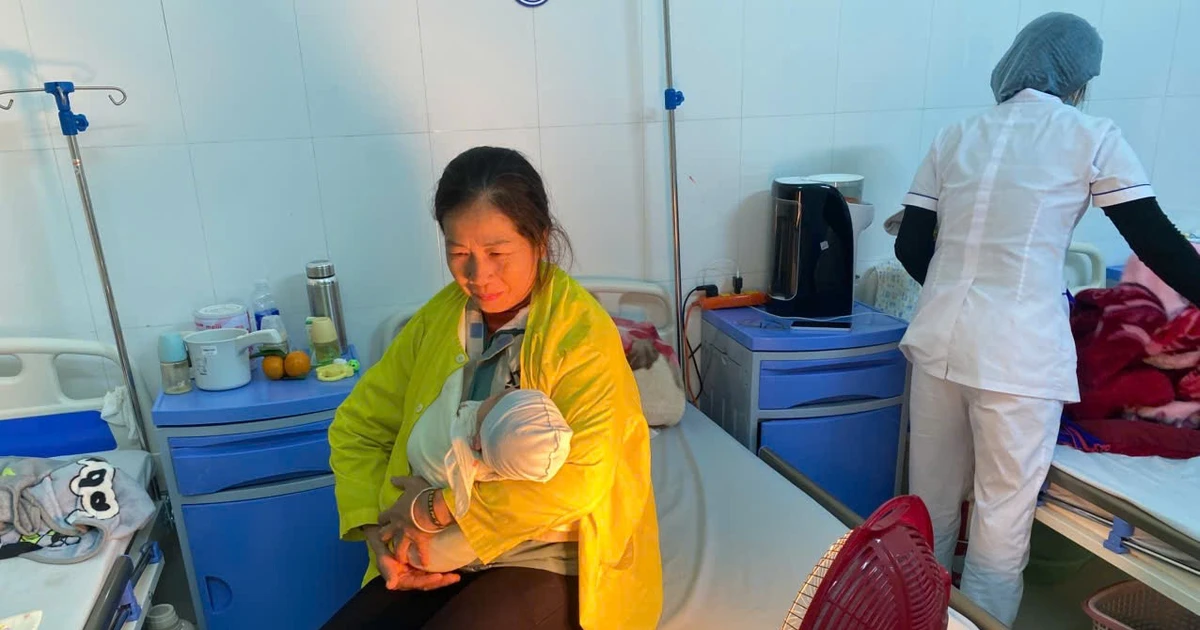 Lào Cai: Bệnh viện trang bị máy sưởi giúp bệnh nhân chống chọi với giá rét Sa Pa