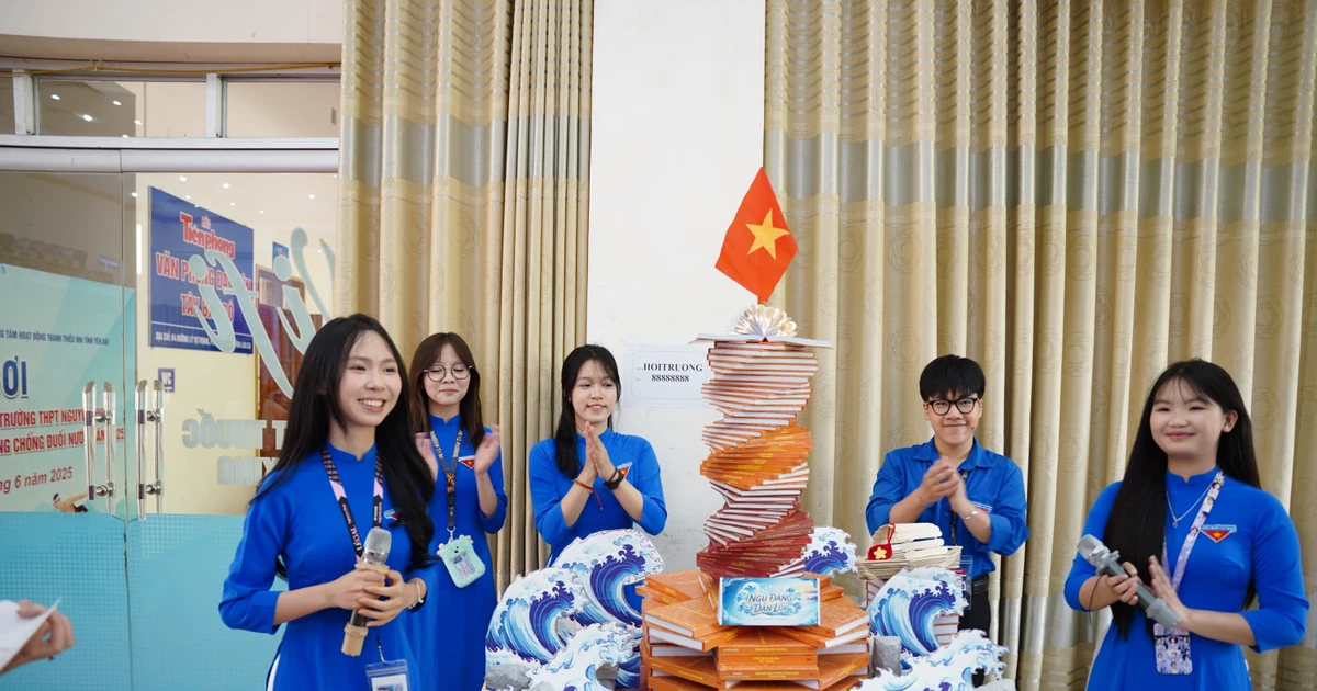 Nữ sinh giải Nhất quốc gia môn Ngữ văn tiết lộ 'bí kíp' đọc sách hiệu quả