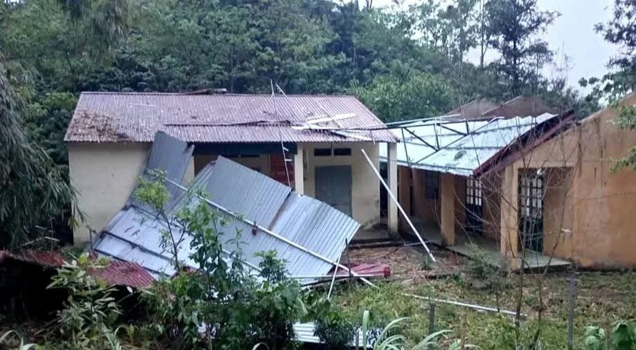 Mưa đá Lào Cai tàn phá hơn 300 ngôi nhà, hàng trăm ha đặc sản