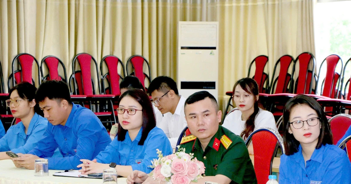 Lào Cai ra mắt Câu lạc bộ Lý luận trẻ