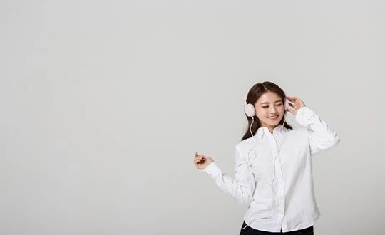 Nhà tâm lý học người Hàn Quốc Suh Eun Kook chia sẻ bí quyết đơn giản để có được hạnh phúc