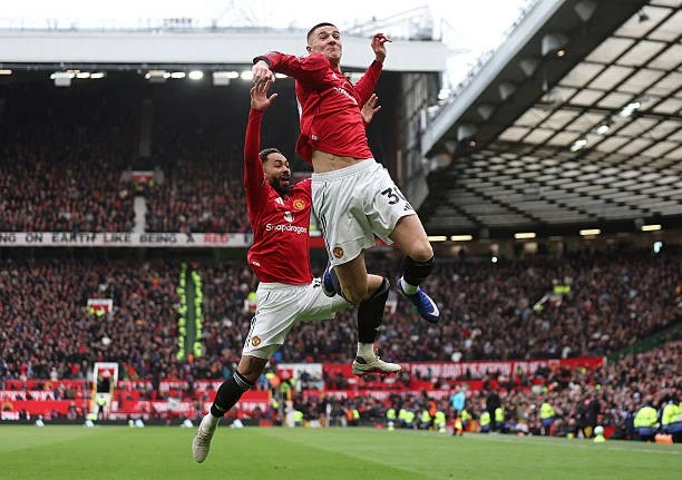 MU đè bẹp Aston Villa, xây chắc vị trí thứ 3 giải Ngoại hạng