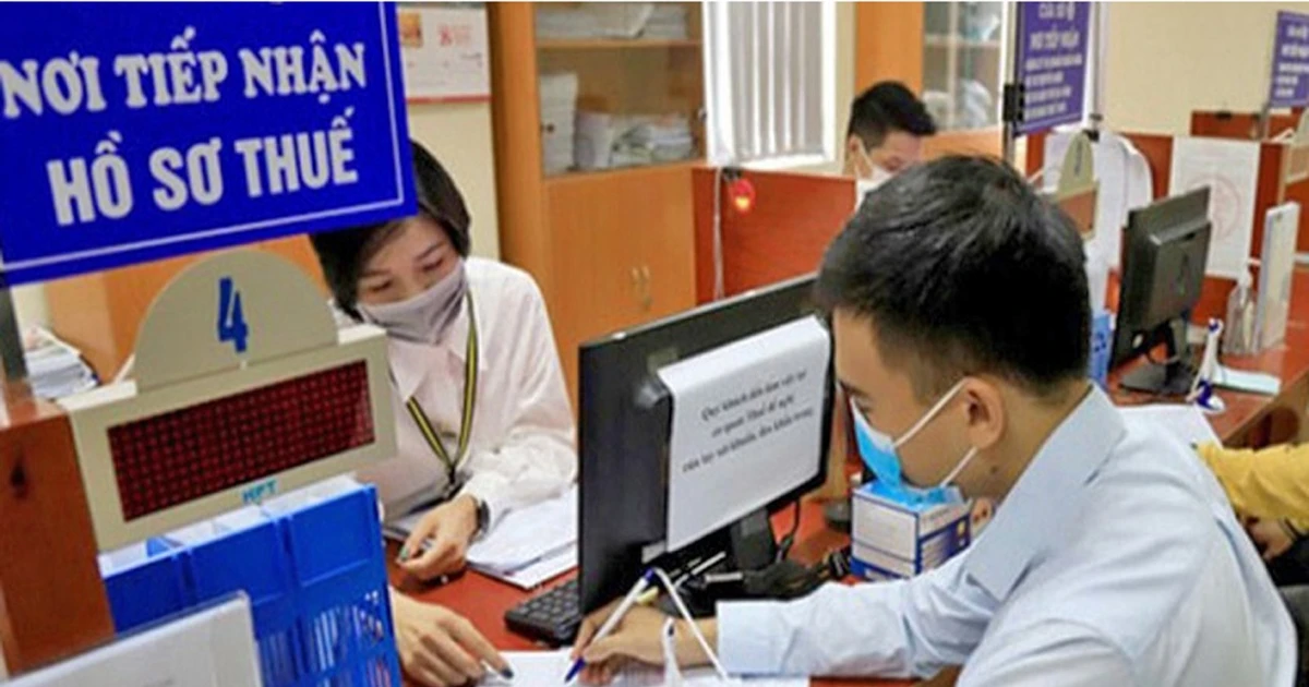 Tiền lương, tiền làm thêm giờ, lương hưu được miễn thuế thu nhập cá nhân