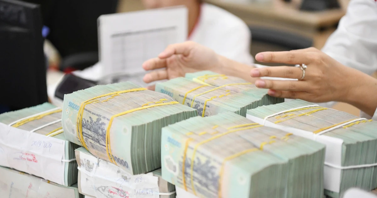 Dành nguồn để thực hiện điều chỉnh tiền lương, lương hưu, phụ cấp