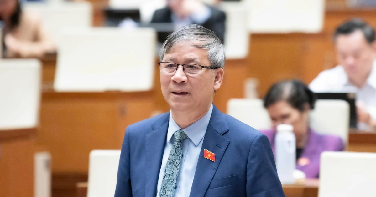 GS. Nguyễn Anh Trí: Sách giáo khoa không nên 'chắp vá, vay mượn, tạm bợ'