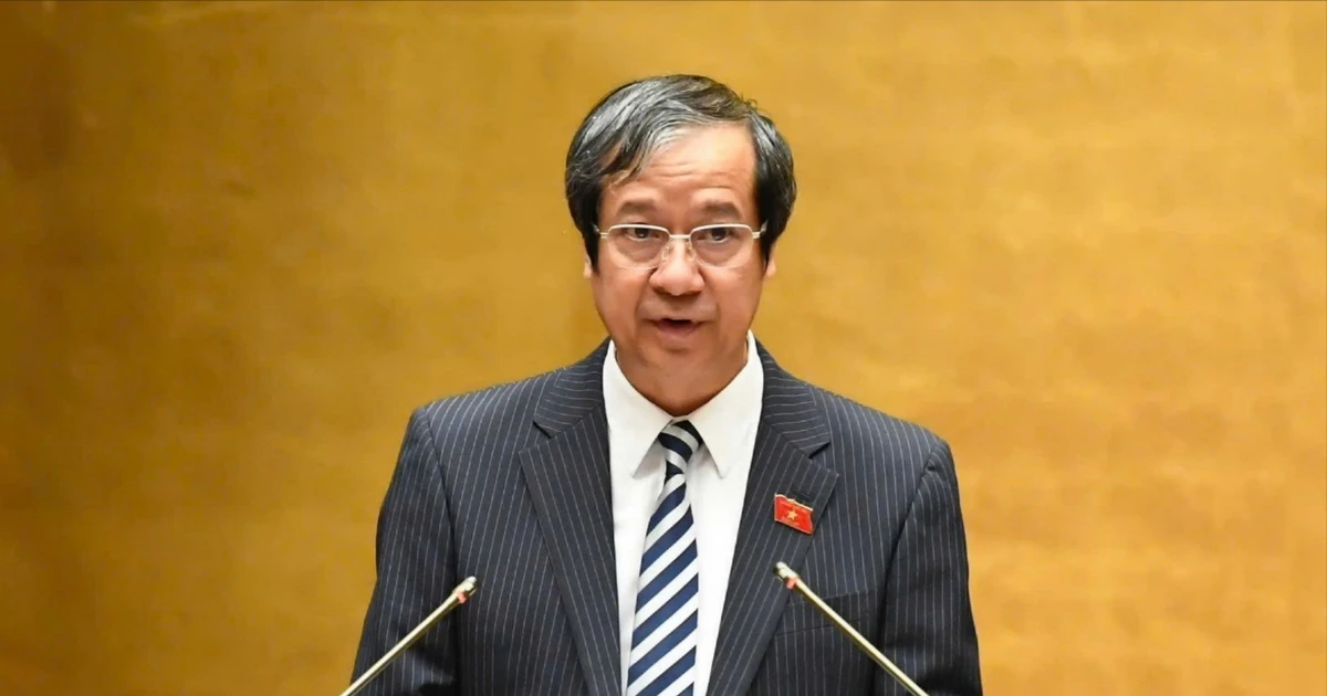 Miễn phí sách giáo khoa, bỏ quy định cấp bằng tốt nghiệp trung học cơ sở