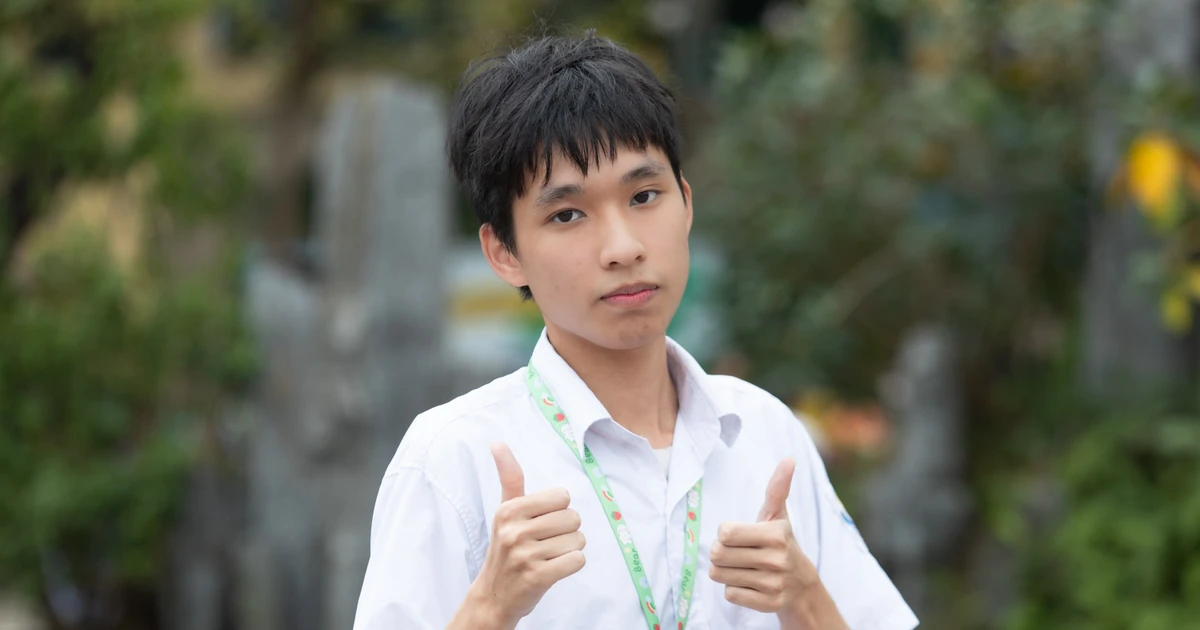 Thủ khoa 129 điểm kỳ thi HSA Nguyễn Quốc Khánh : ‘Đi thi cũng cần tích đức để không bị tủ đè’