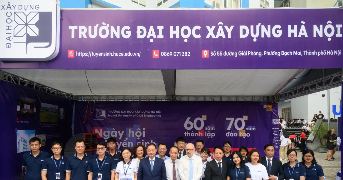 Trường Đại học Xây dựng Hà Nội mở rộng đào tạo gắn với công nghệ thông tin và chuyển đổi số.