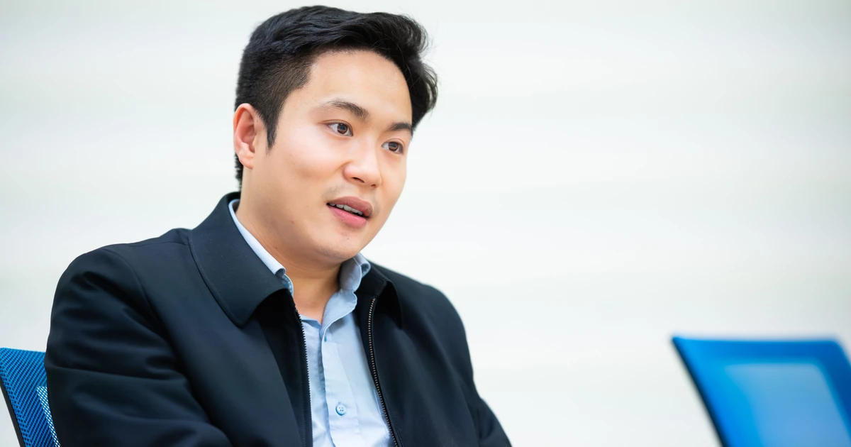 Giảng viên điển trai Đại học Kinh tế Quốc dân được yêu mến nhờ phong cách cởi mở với học trò