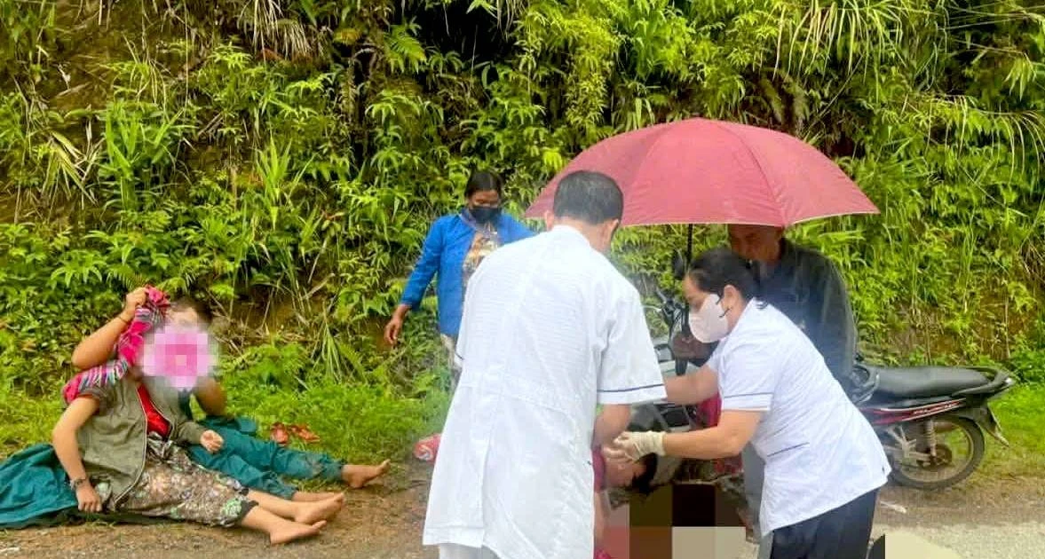 Đến bệnh viện sinh con, sản phụ bất ngờ vượt cạn giữa đường rừng