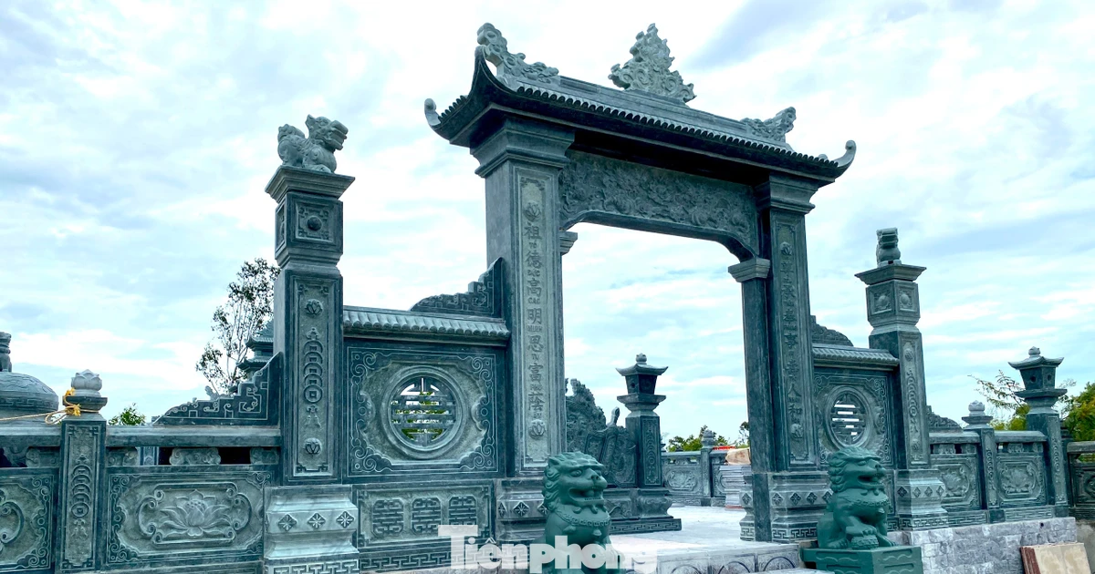 Nghệ An: Lên kế hoạch sẵn sàng cưỡng chế khu lăng mộ 'khủng' xây trên đất trồng cây