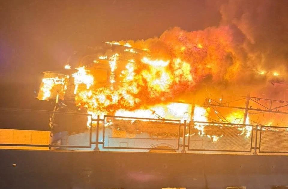 Xe giường nằm cháy trên cao tốc Bắc Nam, một hành khách tử vong