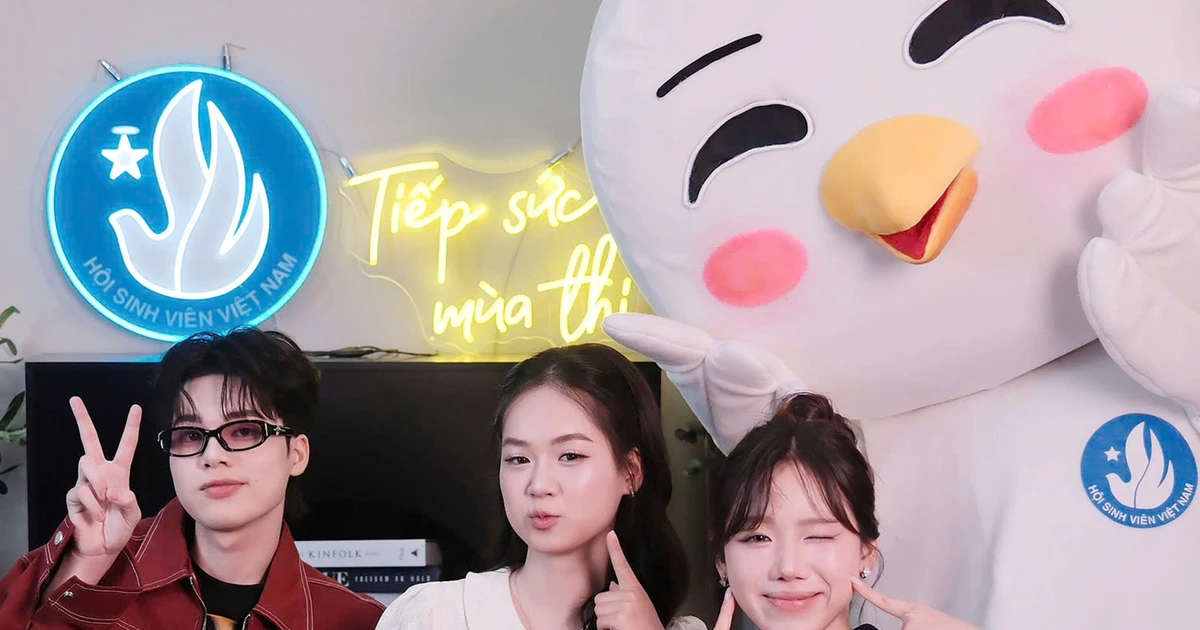 ‘Tiếp sức mùa thi’ đưa podcast, AI đồng hành cùng sĩ tử