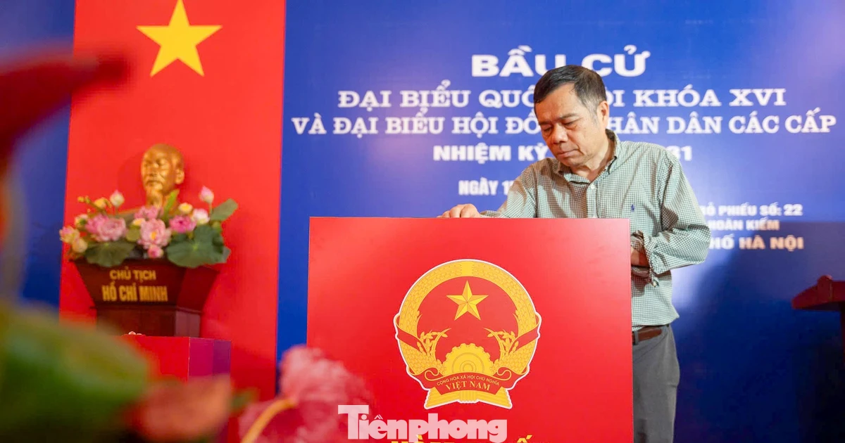 Cử tri Thủ đô đi bầu cử tại nơi Bác Hồ viết Tuyên ngôn Độc lập