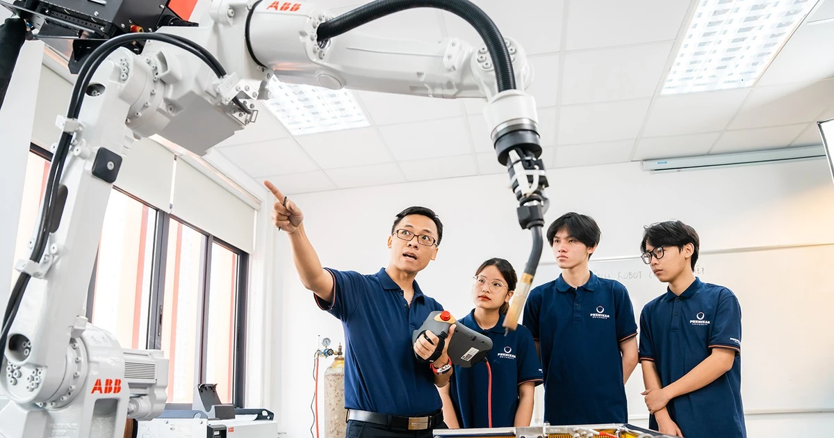 Lần đầu đại học Việt Nam thắng giải lãnh đạo xuất sắc tại 'THE Awards Asia'