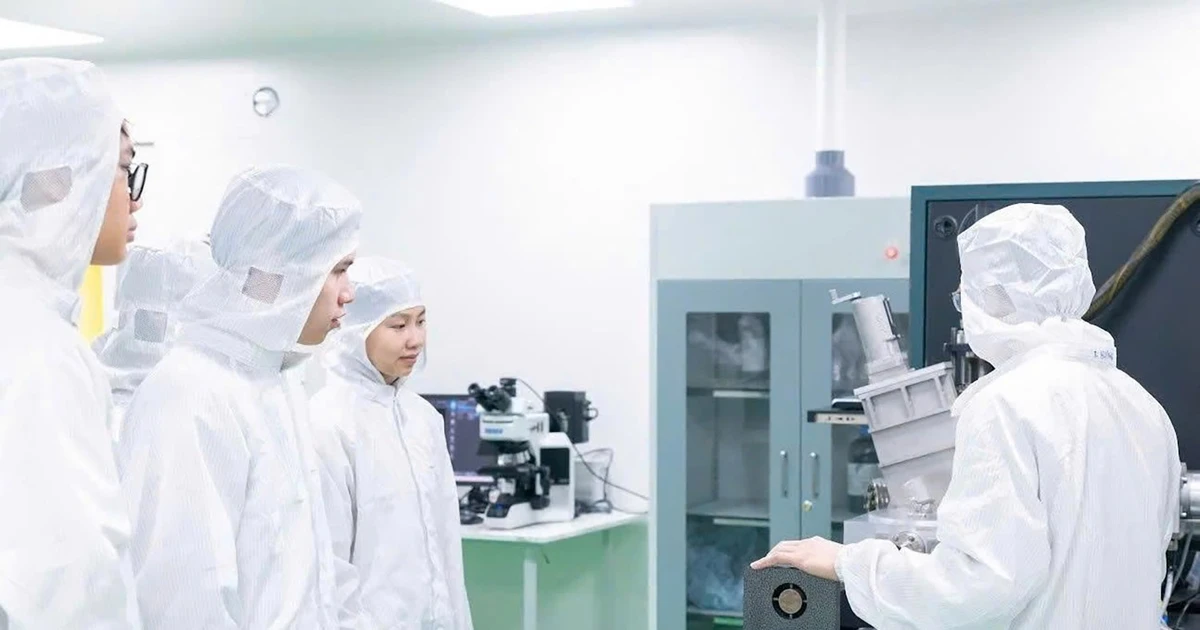 Đại học Phenikaa cấp học bổng tới 625 triệu đồng để đào tạo nhân tài AI, bán dẫn