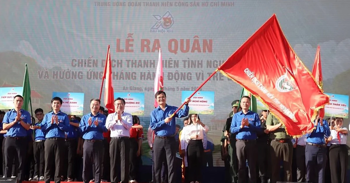 Thanh niên tình nguyện Hè hướng mạnh về biên giới, chuyển đổi số