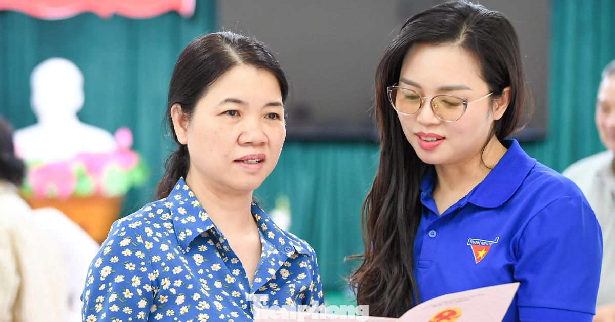 Đoàn viên cơ sở góp sức 'làm sạch' dữ liệu đất đai ở Hà Nội
