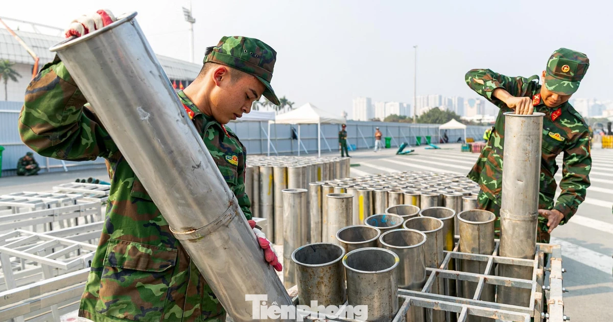 Bên trong trận địa 4.600 quả pháo hoa chào mừng thành công Đại hội XIV của Đảng