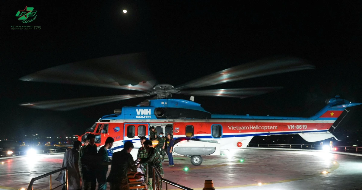 Trực thăng vượt biển trong đêm đưa bệnh nhân nguy kịch từ Trường Sa về đất liền