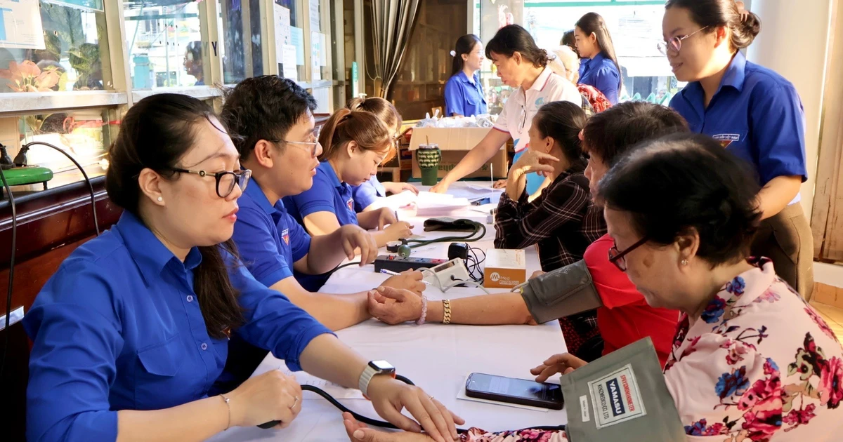 Người dân TPHCM đi khám bệnh miễn phí vào ngày 5/4 cần lưu ý gì?