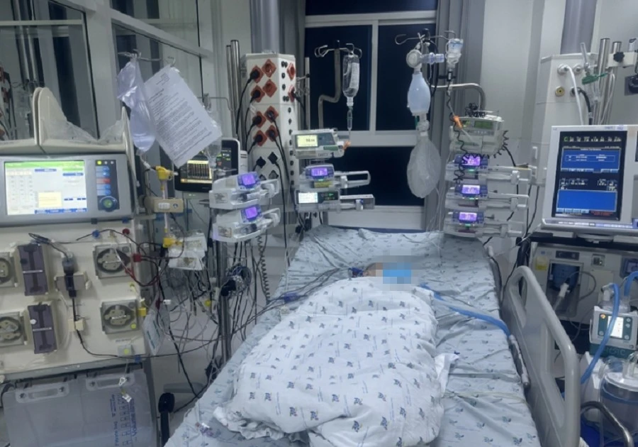 Cảnh báo: Virus mới khiến trẻ mắc tay chân miệng chuyển nặng, tử vong rất nhanh