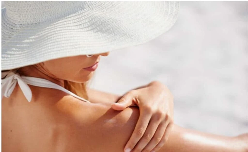 Cấp cứu cho làn da bị cháy nắng khi du xuân phía Nam