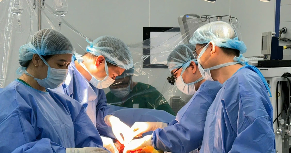 Phẫu thuật cứu sống bệnh nhân có khối u gan ở vị trí 'tử thần'