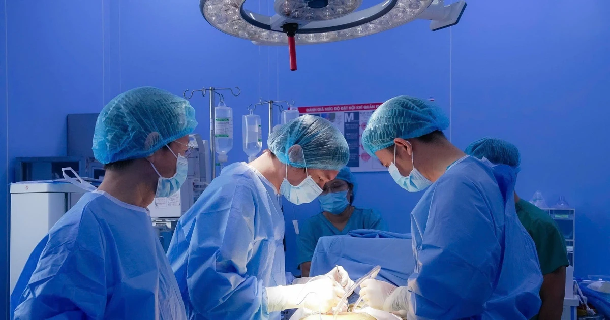Tự ý bỏ thuốc điều trị, bệnh nhân suýt chết vì vỡ động mạch chủ