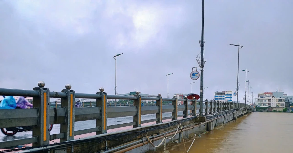 Cấm cầu Châu Ổ trên quốc lộ 1 qua Quảng Ngãi