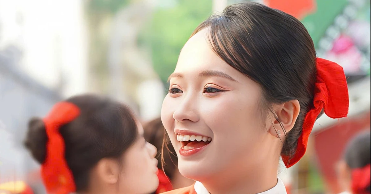 Từ bước ngoặt lo lắng đến hành trình rực rỡ của nữ sinh 2K4