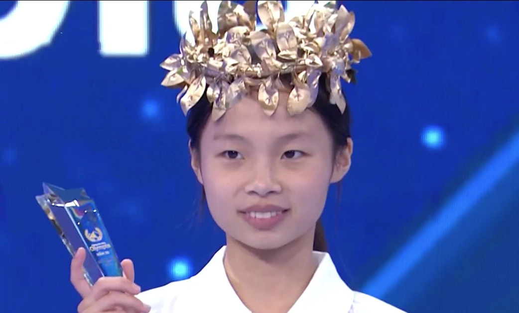 Nữ sinh trường Bưởi giành vòng nguyệt quế Đường lên đỉnh Olympia 26