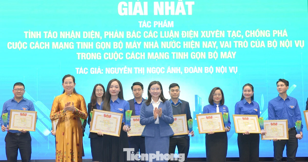 Gen Z tỉnh táo nhận diện, phản bác luận điệu xuyên tạc về cách mạng tinh gọn bộ máy