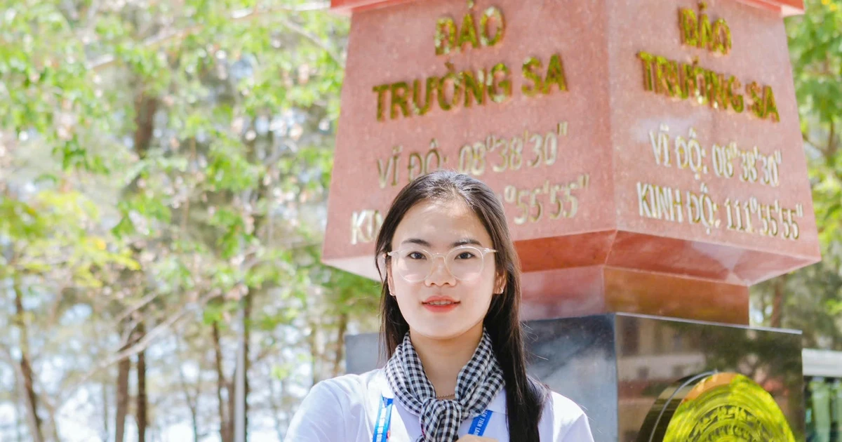 Bảng thành tích đặc biệt của nữ bí thư chi đoàn gen Z