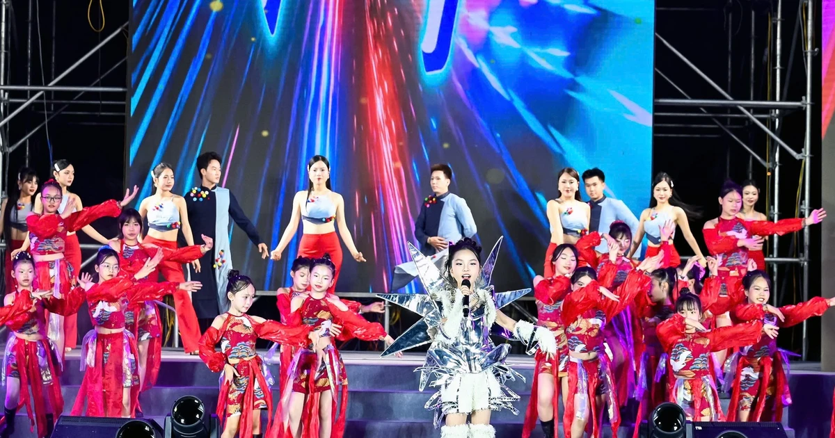 Nữ sinh Hải Phòng giành giải Nghệ sĩ nhí đa năng Búp Sen Vàng