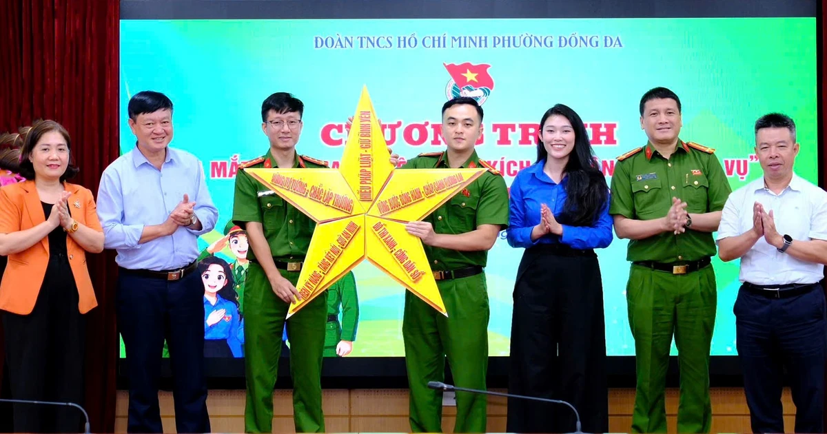 Mô hình Đội thanh niên xung kích gần dân, vì nhân dân phục vụ