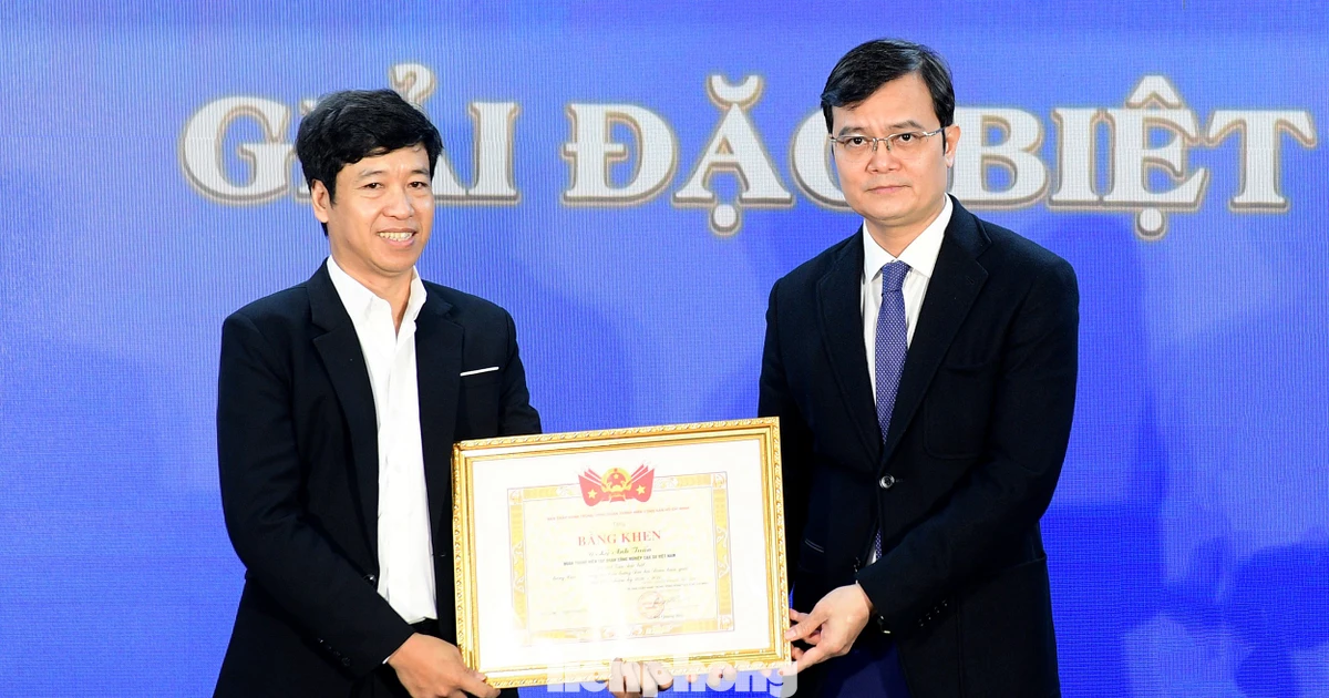 Công bố giải đặc biệt cuộc thi sáng tác biểu trưng Đại hội Đoàn toàn quốc lần thứ XIII