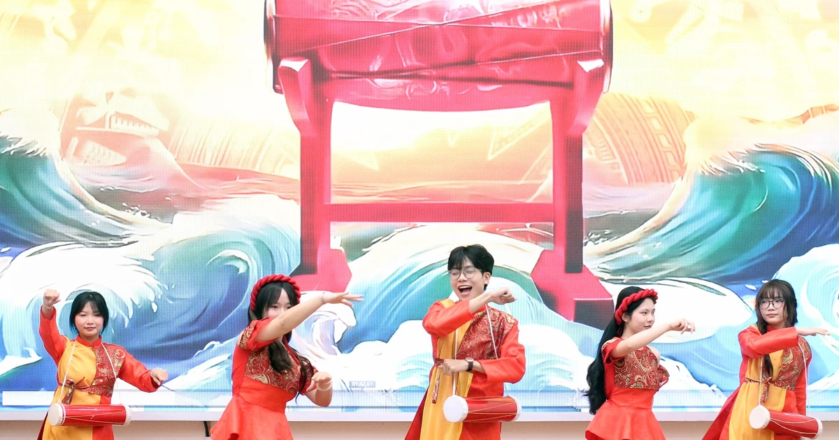 Sinh viên Việt hào hứng trải nghiệm văn hóa, tranh tài 'Tiếng Hán muôn màu'