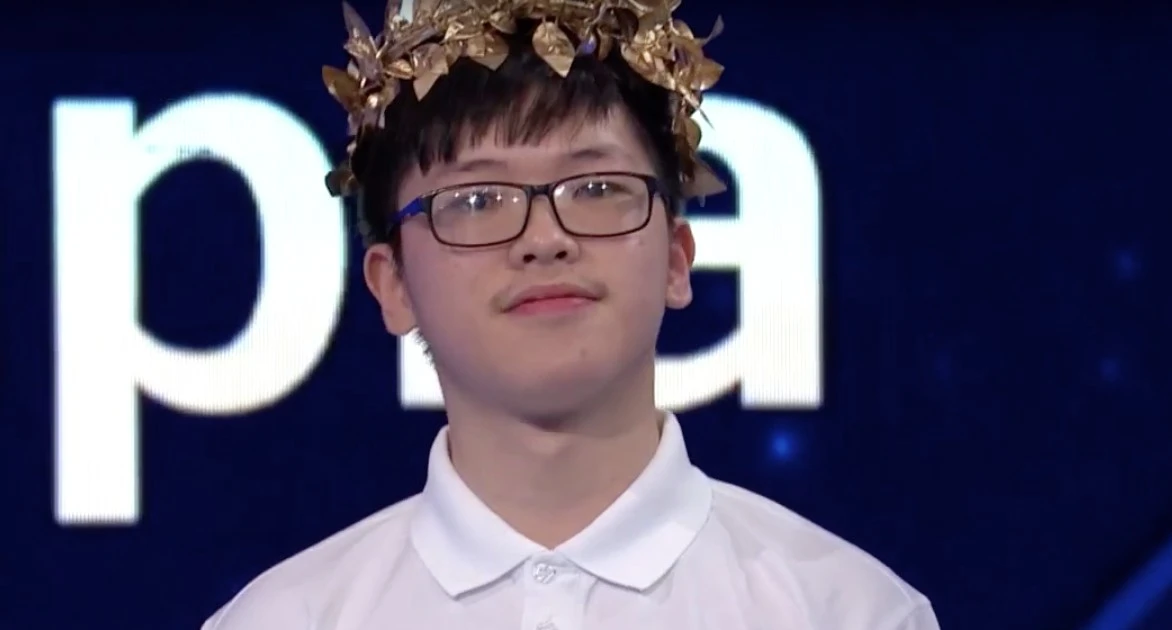 Nam sinh chuyên Khoa học Tự nhiên giành vòng nguyệt quế Olympia với điểm số cách biệt