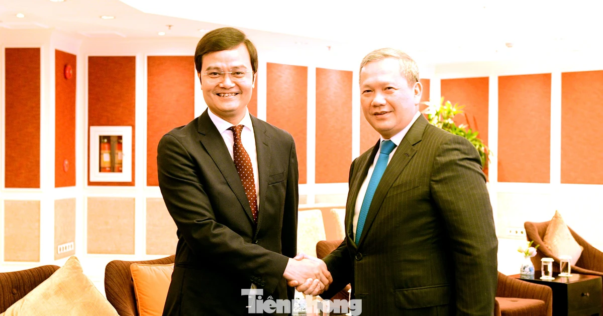 Bí thư thứ nhất Trung ương Đoàn Bùi Quang Huy chào xã giao Thủ tướng Campuchia Hun Manet