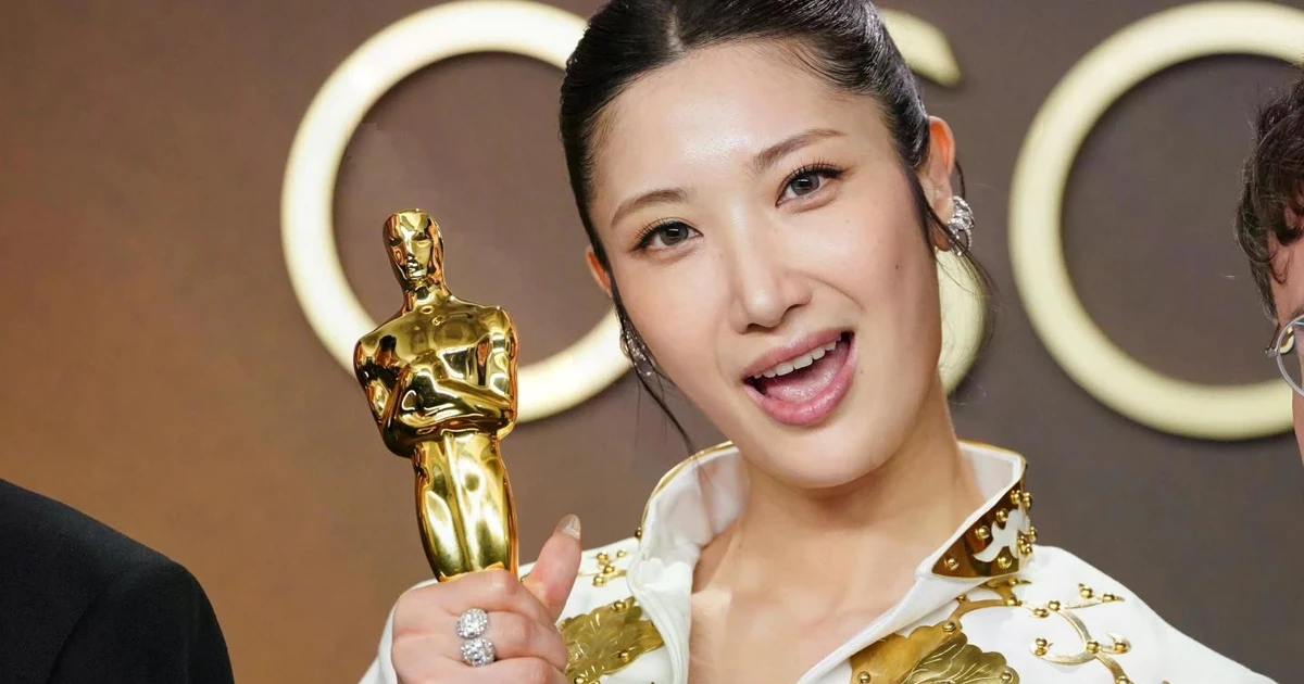 EJAE: Từ thực tập sinh bị SM từ bỏ đến chủ nhân tượng vàng Oscar 2026